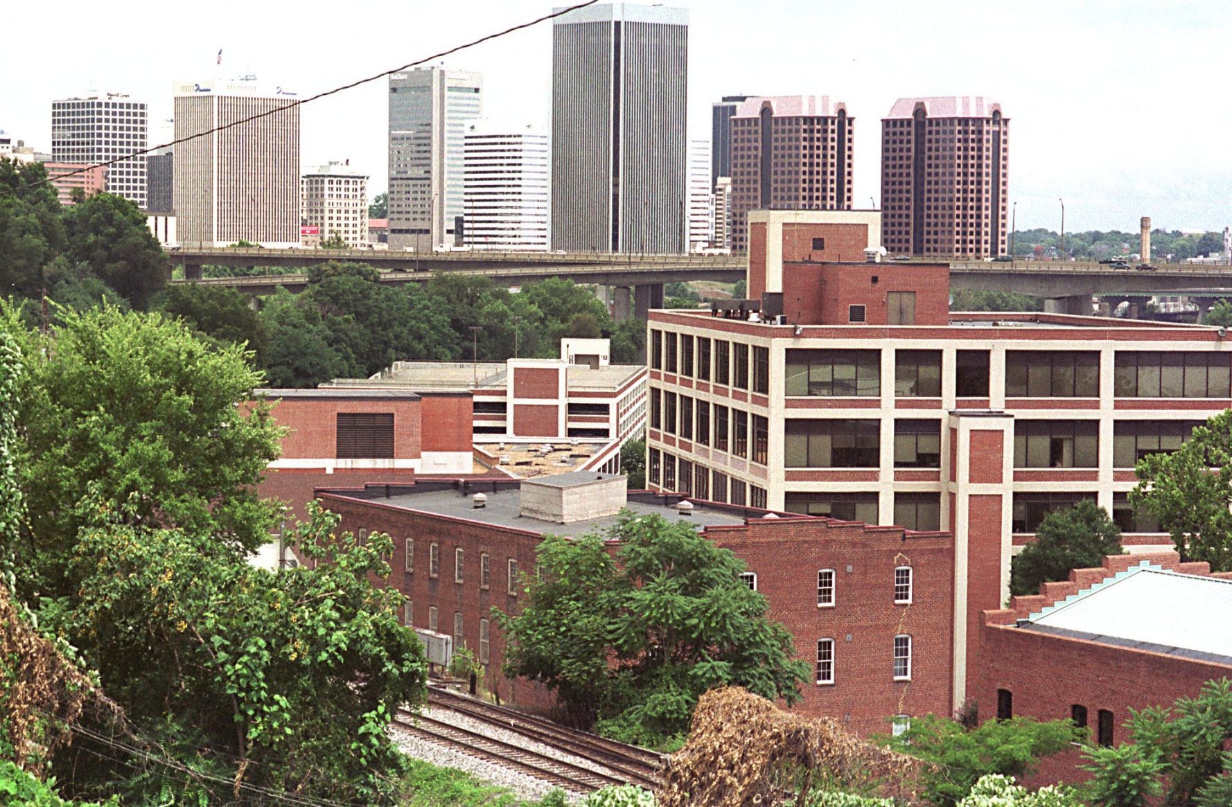 One James River Plaza -- 310 feet